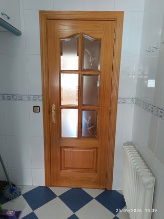 Lote de 8 Puertas Interiores de Roble