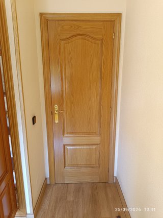 Lote de 8 Puertas Interiores de Roble