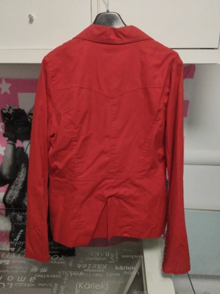 Chaqueta Roja Vero Moda