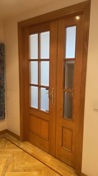 Puertas Dobles de Roble con Cristal