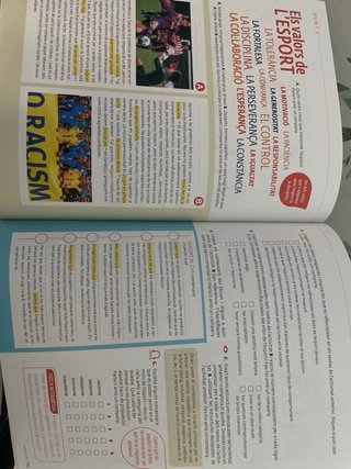 A punt Curs de català : llibre de l'alumne