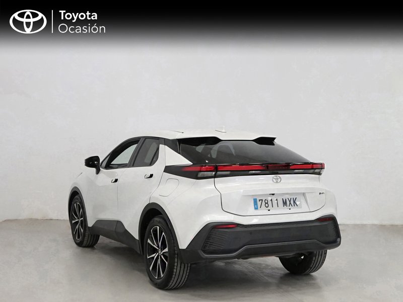 Toyota C-HR 2024, foto 2