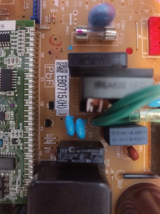 Placa Electrónica Daikin 2P222925-1