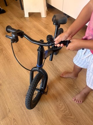 Bicicleta de Aprendizaje Btwin sin Pedales