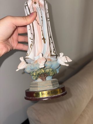 Virgen de Fátima vintage con palomas