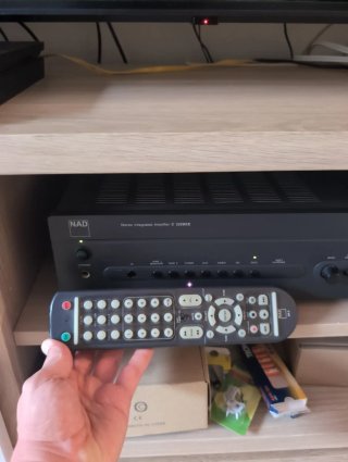Amplificador HiFi NAD C320BEE