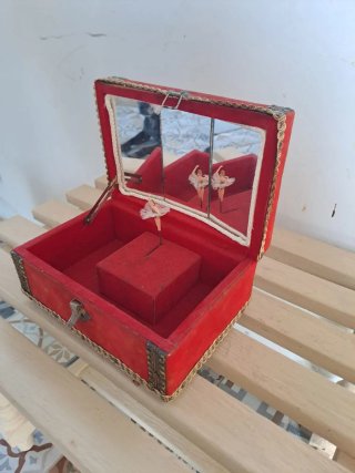 Caja Musical Vintage Bailarina
