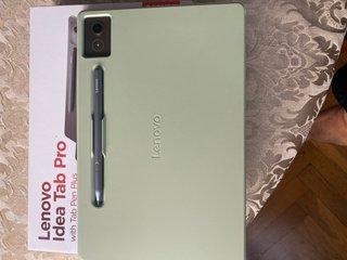Lenovo Idea Tab Pro con Tab Pen Plus