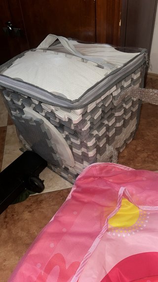 Lote de juguetes y triciclo para bebé
