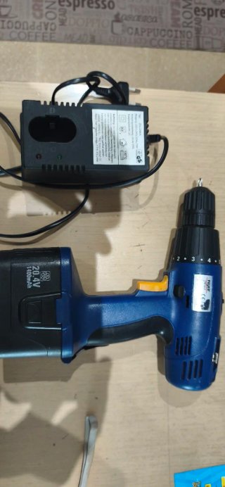 Taladro Atornillador Power Plus de bateria