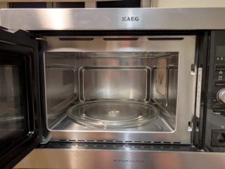 Microondas AEG MCD2665E