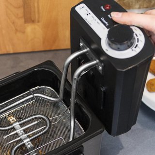 Cecotec Freidora Eléctrica con Aceite Cleanfry 1.5