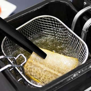 Cecotec Freidora Eléctrica con Aceite Cleanfry 1.5