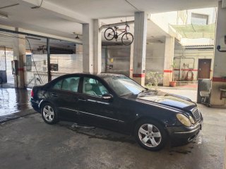 Mercedes-Benz Clase E 2005