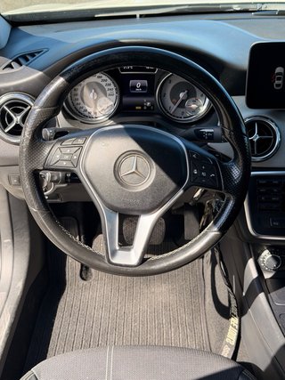 Mercedes-Benz GLA 2014