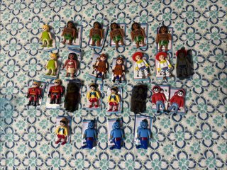 Lote 25 Figuras Playmobil Disney Kinder