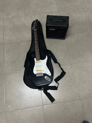 Guitarra Eléctrica Sonora + Amplificador S-20