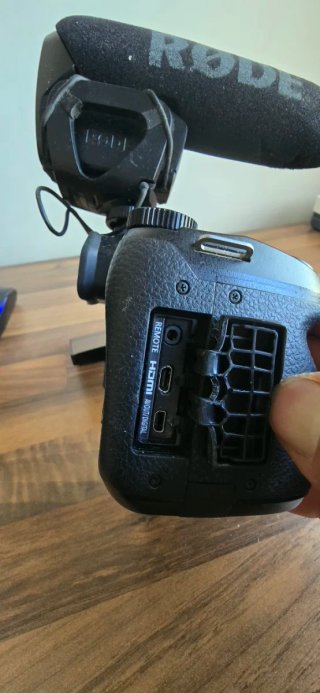 Panasonic Lumix DMC-FZ300 4k