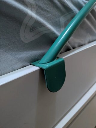 Barandilla de seguridad para cama.