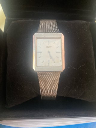 Reloj Seiko Plateado