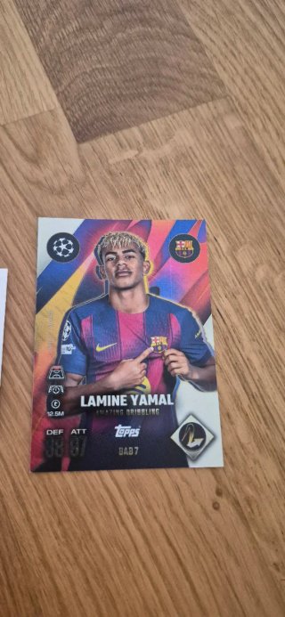 Cromos Lamine Yamal y Pedri