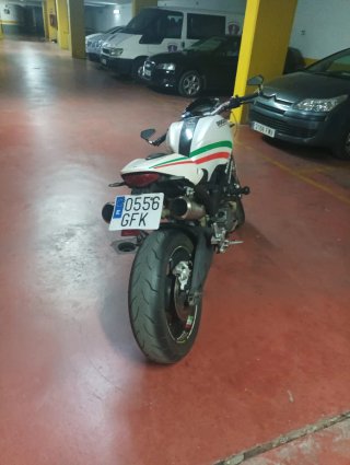 Ducati Monster 696 - 2008 limitada en papeles A2