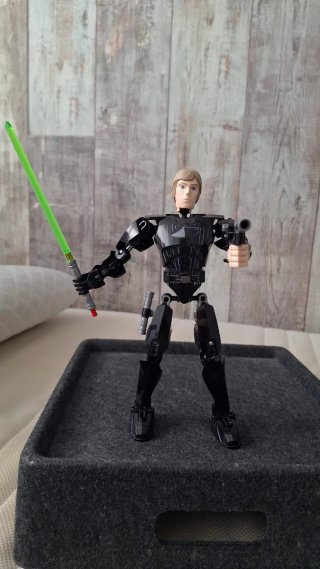Pack de 8 figuras articuladas LEGO Star Wars.