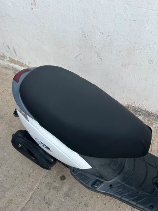 Piaggio Zip 4t Scooter