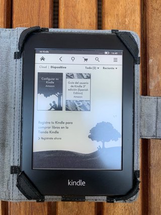 Kindle Paperwhite com Capa