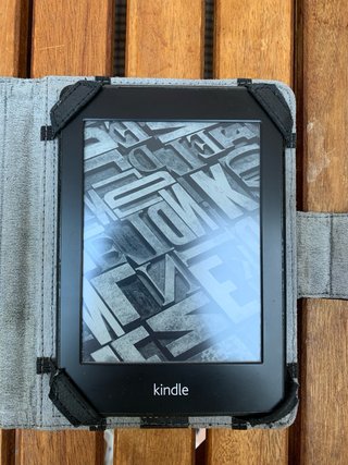 Kindle Paperwhite com Capa