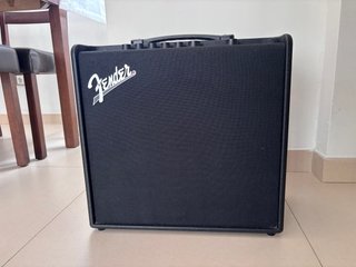 Amplificador Fender Mustang LT50