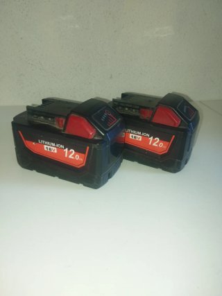 Batería  genéricas compatibles Milwaukee 12Ah gran