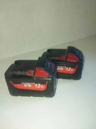 Batería  genéricas compatibles Milwaukee 12Ah gran