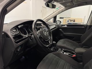 Volkswagen Touran Sport DSG