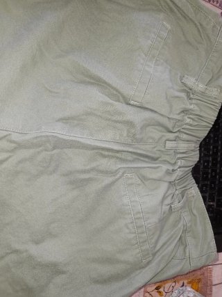 Pantalón corto verde
