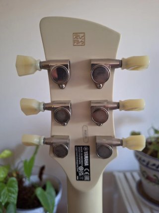 Yamaha Revstar RSE20 + EXTRAS (Pastilla y funda)