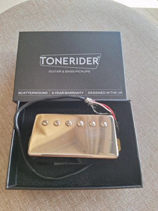 Yamaha Revstar RSE20 + EXTRAS (Pastilla y funda)