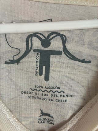 Camiseta Vintage Crema