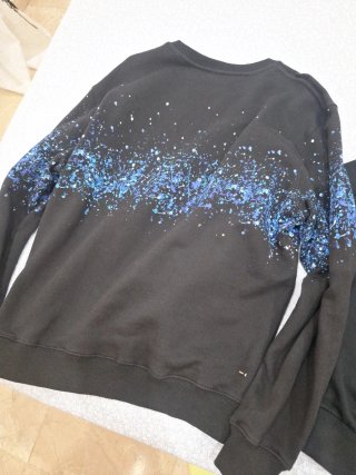 AMIRI Sudadera Negra con Diseño Estatua Libertad