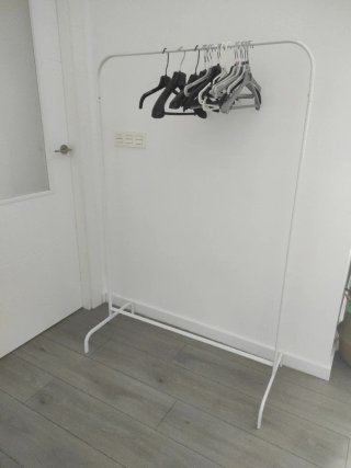 Burro IKEA + perchas