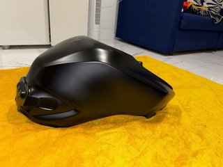 Depósito Moto Negro Mate MT09 -2025
