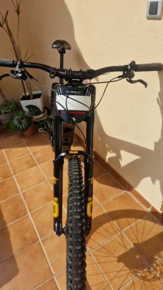 Bicicleta Eléctrica Intense Tazer Carbono talla L