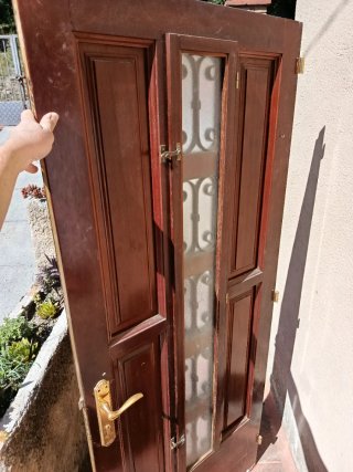 Puerta exterior madera maciza