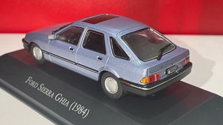 Ford Sierra (1ª Generacion) Ghia - Ixo 1/43