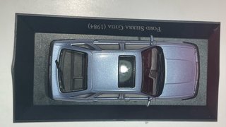 Ford Sierra (1ª Generacion) Ghia - Ixo 1/43