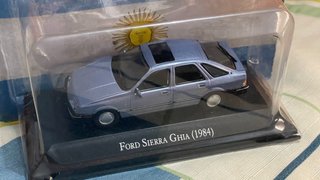 Ford Sierra (1ª Generacion) Ghia - Ixo 1/43
