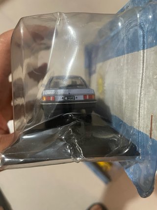 Ford Sierra (1ª Generacion) Ghia - Ixo 1/43