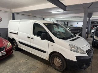 Peugeot Expert 2015