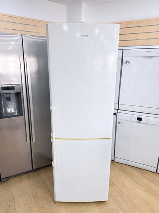 Frigorífico Combi Samsung 177cm No Frost A+