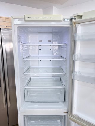 Frigorífico Combi Samsung 177cm No Frost A+